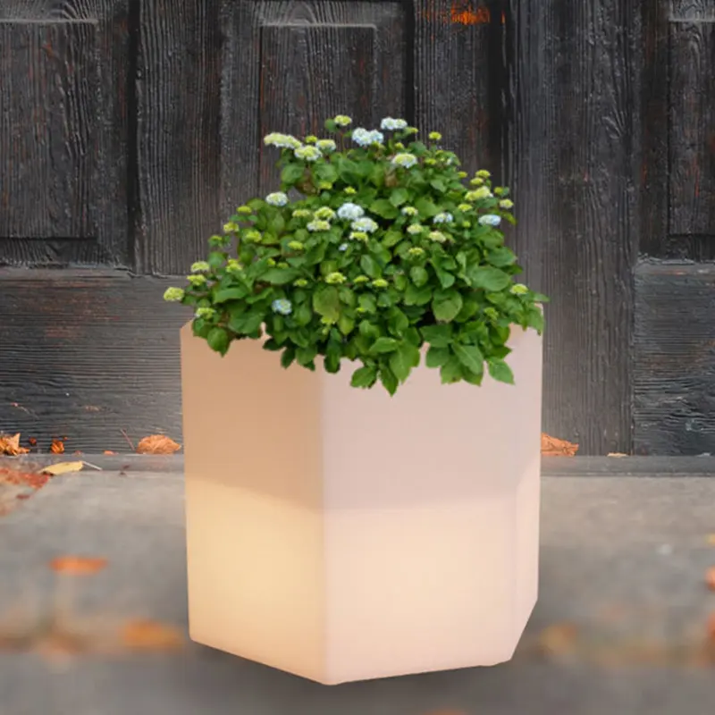 Brave-maceta de plástico con forma de cubo para flores, maceta led para exteriores, también puede ser cesta de hielo