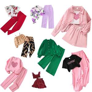 Vente flash : Ensemble décontracté été pour filles de 8 à 12 <span class=keywords><strong>ans</strong></span>, haut et <span class=keywords><strong>pantalon</strong></span> à imprimé floral rayé et cœur - Product Image 1