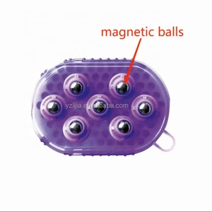 Guanto da massaggio in PVC con palline magnetiche strumento di toelettatura in plastica per la cura del cavallo pettini al Curry di colore personalizzabili - Product Image 4