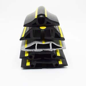 Protection de câble en caoutchouc robuste, <span class=keywords><strong>rampe</strong></span> anti-chute, cache-câble de sol pour atelier et sécurité commerciale, protection de câble en PVC - Product Image 2