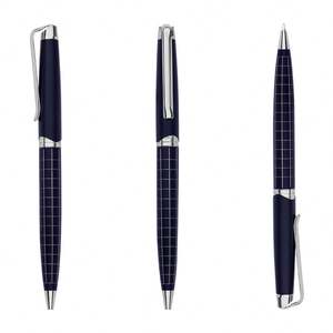 Stylo bille métallique bleu marine unique avec motif à carreaux, stylo à bille professionnel en gros avec logo personnalisé - Product Image 2