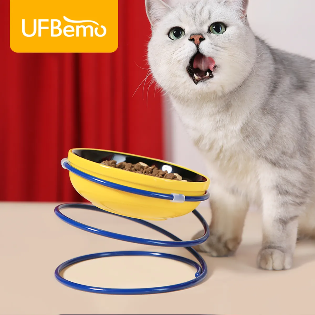 UFBemo Vente en gros Personnalisé Grand bol d'eau d'alimentation surélevé de luxe pour chat de compagnie Bol de nourriture pour chien Bol pour chien en céramique avec support en fer