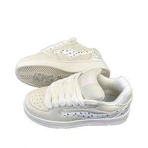 Chaussures de sport décontractées unisexes, style Hong Kong tendance automne-été 2026, baskets blanches à semelle épaisse pour étudiants - Product Image 3