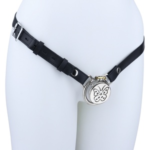 Jaula Metálica con Diseño de Mariposa, Dispositivo de Castidad de Fantasía con Múltiples Opciones para Hombres, Nuevo y en Oferta - Product Image 4