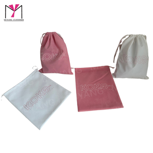 MUYANG Custom Logo Luxury pink velvet bag Gift Hair Bag <b>Sets</b> with Hair Tag Label Hot Comb - Product Image 3