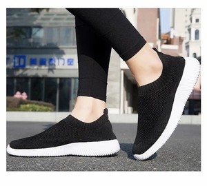 Vente en gros de chaussures ultra légères pour femmes, chaussures de sport décontractées, style marche, nouveau design - Product Image 6