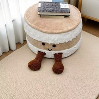 Peluche en forme de pain 3D super douce et mignonne avec visage souriant et jambes brunes, vente en gros d'usine ODM