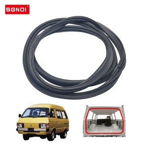 Joint d'étanchéité en caoutchouc durable pour hayon de <span class=keywords><strong>Toyota</strong></span> <span class=keywords><strong>Lite</strong></span> <span class=keywords><strong>Ace</strong></span> 1979-1985 Série M20, bande d'étanchéité étanche pour couvercle de coffre 67875-95706 - Product Image 1