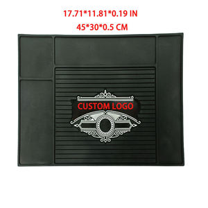 Tapis de travail antidérapant pour salon de coiffure avec logo personnalisé, protection de comptoir pour rangement d'outils de coiffure, en PVC et silicone. - Product Image 3