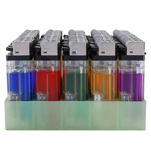 Shunfa Usine <span class=keywords><strong>Prix</strong></span> de Gros Haute Qualité OEM Logo Personnalisé LED Silex Briquet Cigarettes Briquet À Gaz Rechargeable - Product Image 2