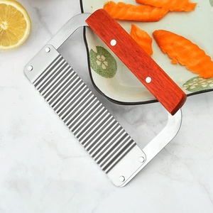 Nouvelle grande trancheuse de pommes de terre en acier inoxydable couteau à vague ondulé frites déchiqueteuse de pommes de terre coupe-légumes multifonctionnel - Product Image 4