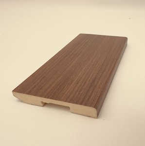 <span class=keywords><strong>Plinthe</strong></span> WPC laminée CPL Panneau de base moderne personnalisable pour Villa Hotel 2440*80*12 Produit de moulures de couleur personnalisable - Product Image 3