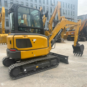 รถขุดขนาดเล็ก รุ่น XE35U Zero Tail สำหรับการใช้งานในพื้นที่แคบ พร้อมฟังก์ชันบูมออฟเซ็ต - Product Image 1