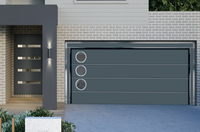 Porte de garage roulante en acier moderne et sécurisée anti-effraction avec panneaux renforcés de polymère et surface finie pour usage extérieur en villa