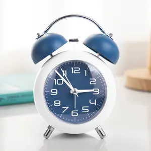 Wholesale 4 Inch Vintage Small Analog Silent Backlight Table Desk Alarm Clock Battery Operated With Metal Twin Bell Alarm Clock