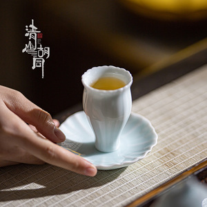 Yingqing Porcelain Chrysanthemum Petal <b>Coaster</b> Shadow Blue Irregular Shape Tea Saucer For Kung Fu Tea <b>Set</b> Afternoon Tea - Product Image 3