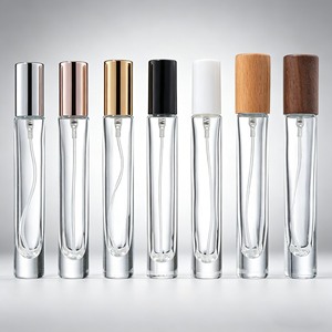 Flacons de parfum en verre rectangulaires 10 ml, vaporisateur roll-on rechargeable, verre transparent avec bouchons en métal et en bois, emballage en boîte imprimée - Product Image 3