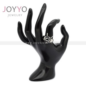 Prix usine conception unique crâne <span class=keywords><strong>Rock</strong></span> <span class=keywords><strong>n</strong></span>-<span class=keywords><strong>roll</strong></span> "je t'aime" bague de bijoux en acier inoxydable fin pour hommes et femmes - Product Image 4