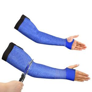 <span class=keywords><strong>Protège</strong></span>-bras longs de protection réglables toutes tailles s'adaptent à tous les manchons de sécurité anti-coupure de niveau 5 pour le soudage, la <span class=keywords><strong>cuisine</strong></span>, le toilettage des animaux de compagnie - Product Image 2