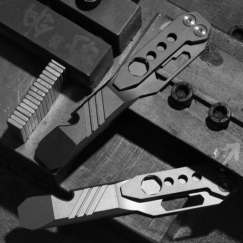 Hamans Titanium EDC Pry Bar With Nail Puller Bottle Opener Function With Pocket Clip EDC Tool (Grey - View #2