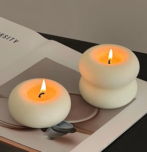 <span class=keywords><strong>Vela</strong></span> aromática de cera de soja en forma de rosquilla creativa, decoración romántica para el hogar, dormitorio, adornos para Navidad, Acción de Gracias, vacaciones de Pascua - Product Image 2