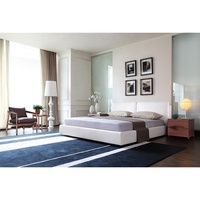 Neu eingetroffen: Italienisches modernes ausziehbares Stauraum-Softbett für Hotel- und Villenschlafzimmer