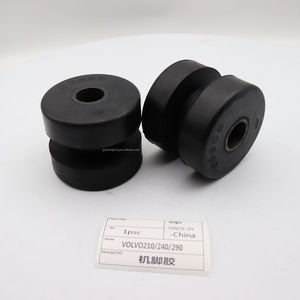 ยางรองแท่นเครื่องยนต์ 1 ชิ้น เหมาะสำหรับรถขุดวอลโว่ EC210 240 290 (หมายเลขชิ้นส่วน: 14526154, 11210560 และ 14526155) - Product Image 1