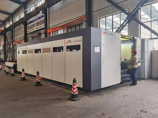 Industrial Grade 3015 CNC Fiber Laser Cutter, High Precision Metal Cutting Machine with IPG/Raycus Laser Source, Auto Focus