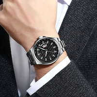 Montre CURREN 8375 en stock, acier inoxydable, cadran bleu, analogique, quartz, fabrication chinoise, affichage de la date, aiguilles luminescentes, montres pour hommes