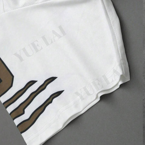 Completo Estivo da <span class=keywords><strong>Uomo</strong></span> Due Pezzi Streetwear Personalizzato <span class=keywords><strong>Stile</strong></span> Y2K Hip Hop Firmato in 100% Cotone di Alta Qualità con T-shirt e Pantaloni Casual - Product Image 3