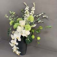 Bouquet de fleurs artificielles haut de gamme fait main, nouveau design moderne, blanc et vert, toucher réel, arrangement pour la maison et les mariages