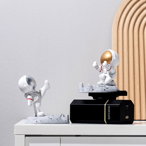 宇宙飛行士の携帯電話の立場おかしい樹脂の宇宙飛行士の彫像の電話ホールダーの机の装飾の家のためのかわいい携帯電話立場 - Product Image 6