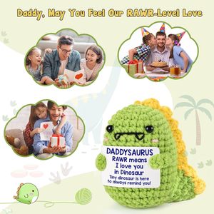 Cadeaux d'anniversaire de fête des pères pour <span class=keywords><strong>papa</strong></span> de fille fils Crochet fait à la main mignon petit <span class=keywords><strong>dinosaure</strong></span> cadeaux de fête des pères pour <span class=keywords><strong>papa</strong></span> - Product Image 5