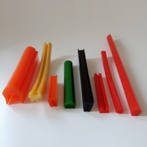 Langlebige Maßgefertigte Polyurethan-Profilstreifen Extrudierte Dichtungen Korrosionsbeständig Verschleißfest POLISAN Marke ISO9001 - Product Image 3