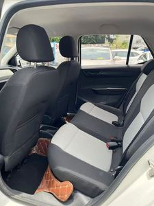 <span class=keywords><strong>Skoda</strong></span> <span class=keywords><strong>Fabia</strong></span>, août 2016, moteur 1,4 litre, transmission <span class=keywords><strong>automatique</strong></span> - Product Image 4