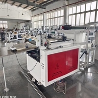 Machine de découpe transversale pour matériaux d'emballage souples tels que le papier à copier et le papier kraft
