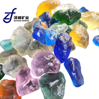 Pièces de verre en SiO2 de différentes couleurs, brisées et givrées, matériaux de verre laminé pour murs avec une forme de particules irrégulière pour une utilisation ornementale