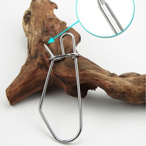 Clip para pescar de acero inoxidable con gancho giratorio para cebo vivo, suministros de pesca, paquete de uno - Product Image 3
