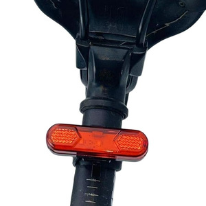 Luz trasera para bicicleta Lumos, Led recargable, 4 modos, resistente al agua Ipx4, para bicicleta de montaña, equipo de conducción nocturna - Product Image 1