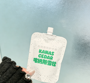 Crème pour les mains au parfum minimaliste PEACH JO+ Caviar de pêche, parfum de cèdre Kanas, hydratante et nourrissante - Product Image 5