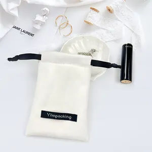 Petit emballage en daim de parfum imprimé de logo personnalisé blanc noir en gros pochette à bijoux sac à cordon en velours anti-poussière