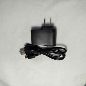 Mini-écran LED ultra-lumineux à défilement de caractères pour badge - Product Image 4