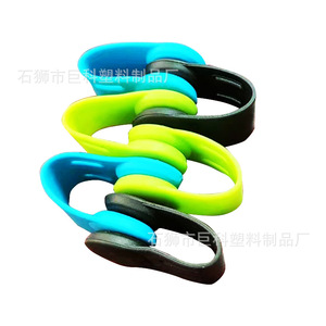 Clip Magnético de PVC Tipo Broche Plano para Ropa, Mochilas y Ropa de Trabajo - Product Image 5