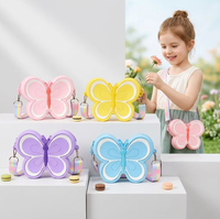 Petite bourse à monnaie unisexe en silicone respirant pour enfants, motif dessin animé Le Petit Chaperon Rouge, avec bandoulière, papillon et fleur, ouverte