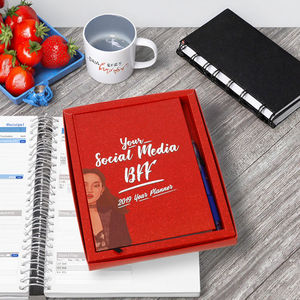 Portable Revues L'ordre Du Jour Impression hebdomadaire Planificateur Quotidien 2022 <span class=keywords><strong>2023</strong></span> logo personnalisé impression Boîte Cadeau Ensemble Étudiant Portable Papeterie - Product Image 2