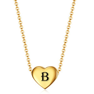 Collier avec pendentif en forme de cœur en acier inoxydable plaqué or 18 carats avec initiale lettre A, cadeau pour femme, à porter au quotidien - Product Image 2