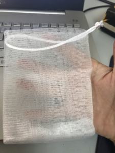 ถุงตาข่ายใส่สบู่ทำมือสำหรับอาบน้ำ ผสมถ่านไม้ไผ่ - Product Image 3