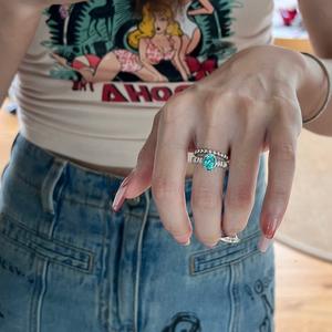 แหวนเงินแท้ S925 ดีไซน์โบราณ ประดับพลอยไพลินนีออน แซฟไฟร์ และเพชร รูปหัวใจ หรูหรา ระดับไฮเอนด์ สำหรับสาวๆ สวมใส่ในออฟฟิศ - Product Image 3