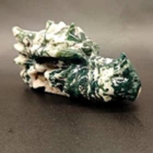 Venta al por mayor de tallas de ágata musgosa natural con cabeza de dragón, decoración de cuarzo cristalino, completamente nuevas y talladas. - Product Image 1