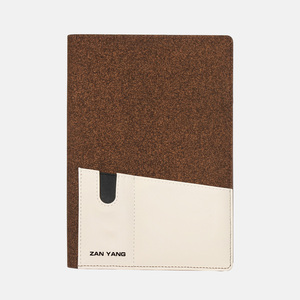 Libreta de Negocios Personalizada, Ecológica, Biodegradable, Hecha a Medida, de Cuero A5 con 6 Anillas y Portaplumas - Product Image 2